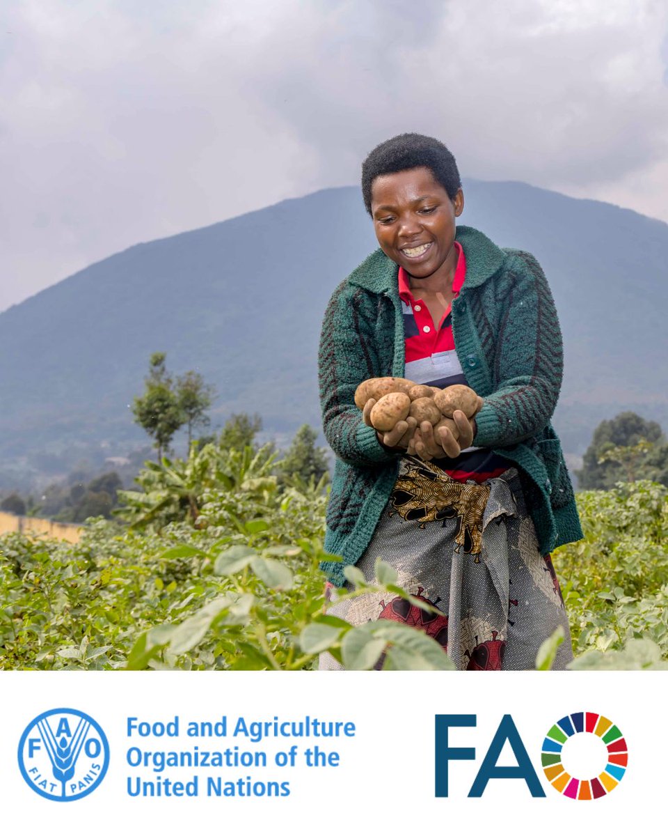 👩🏿‍🌾Farmers
 🚛Food transporters
 🏭Factory Workers
 🛒Grocers
 👨‍🍳Cooks
 👨‍👨‍👦‍👦Family members
 👩🏽‍🦱Friends
 👨🏽You

This #FarmworkerAppreciationDay , we are thankful to all the #FoodHeroes out there who help make diverse, nutritious, safe &amp; affordable food for everyone.

#RightToFood
