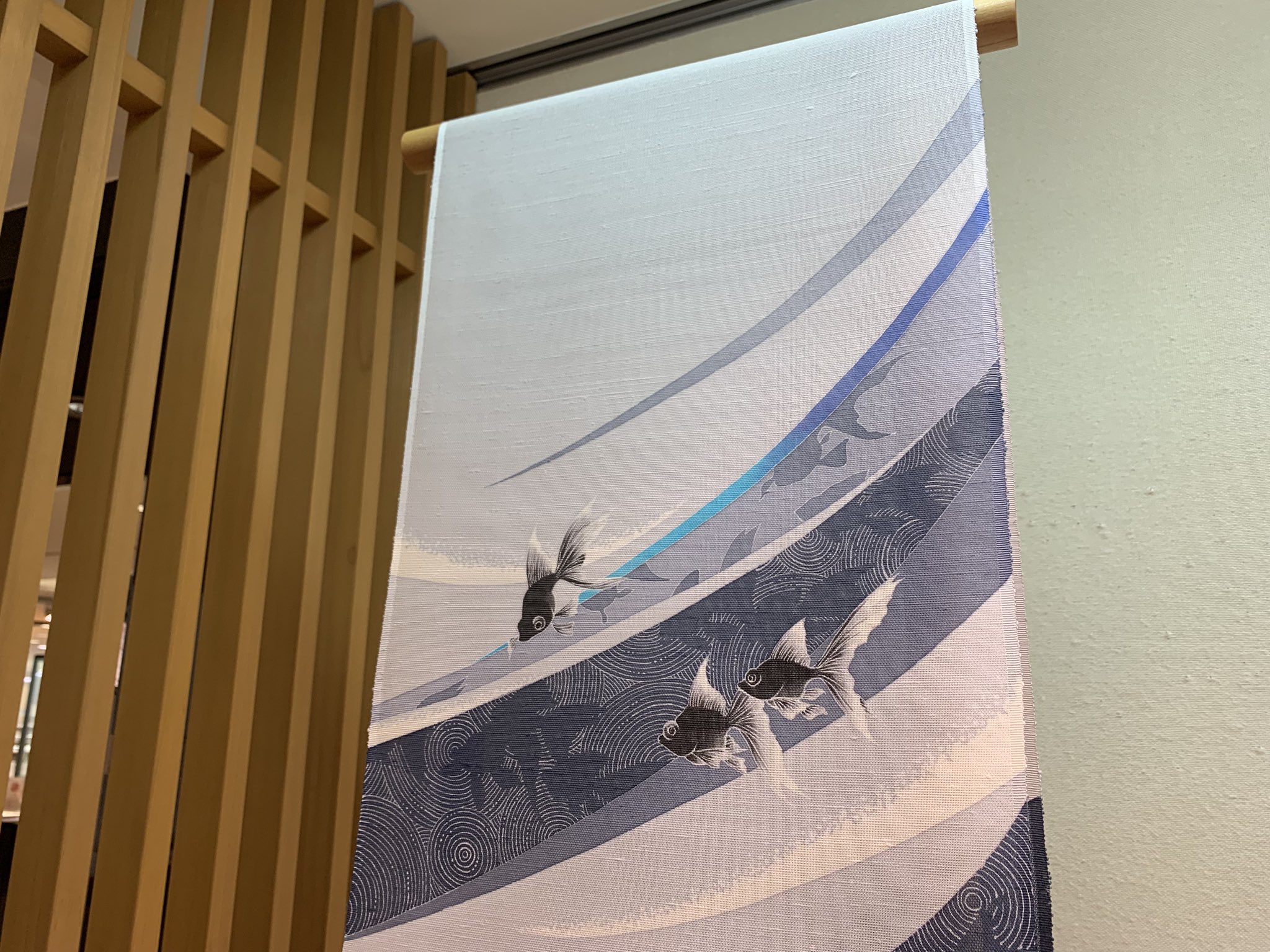 しすがの芸術 タイトル：縁-Trance サイズ ：H295×W280×D350cm 素 材：角砂糖