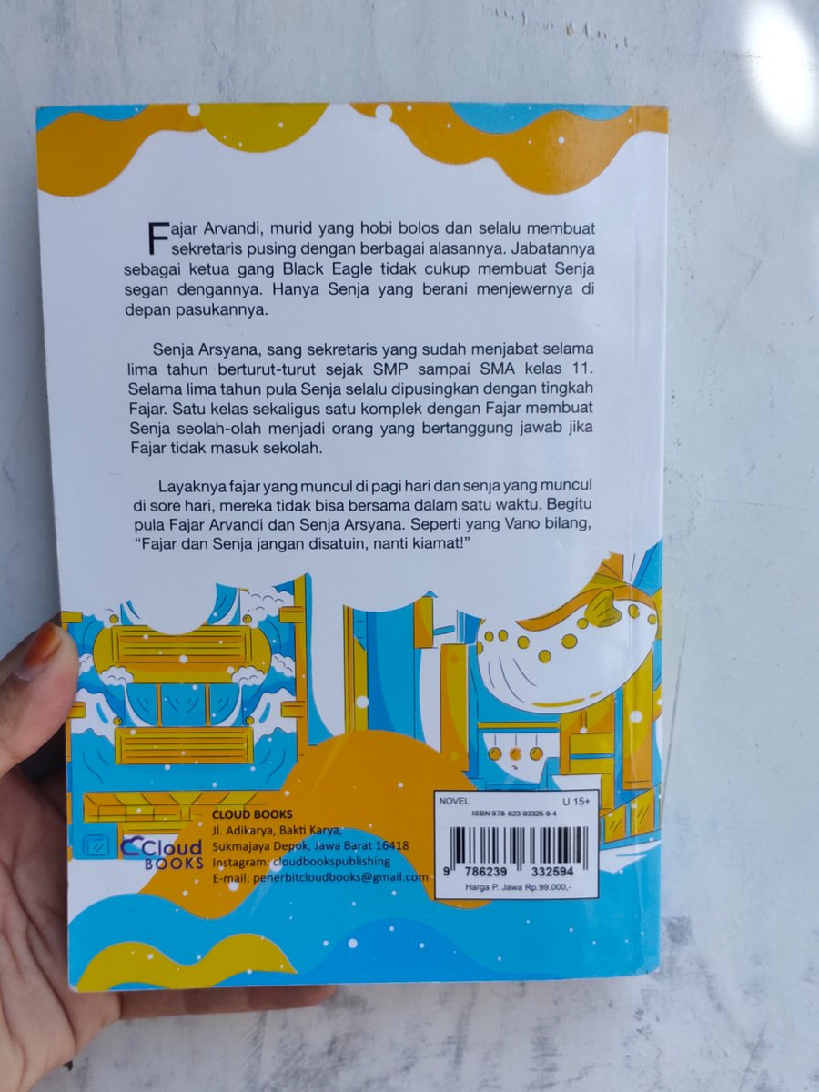 DyahVia's tweet photo. Untuk isi waktu luang, ngeriview aja lah coba-coba🤣
.
.
#antarafajardansenja #cloudbooks #novel #novelremaja #novelroman #sweeticha #fyp #fyp https://t.co/TXE2mWY42u
