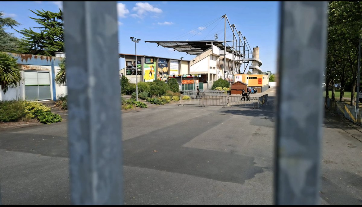 ⚽️ "Tout bénéfique pour le quartier", les habitants des Pommeraies à Laval impatients de voir le stade Le Basser rénové -
#Football #Ligue2 <a href="/stadelavallois/">Stade Lavallois</a> francebleu.fr/emissions/l-in… - via ici