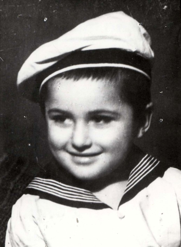 6 August 1937 | A Slovak Jewish boy, Dov Weiss, was born.

In June 1944 he was deported to #Auschwitz and murdered in a gas chamber.