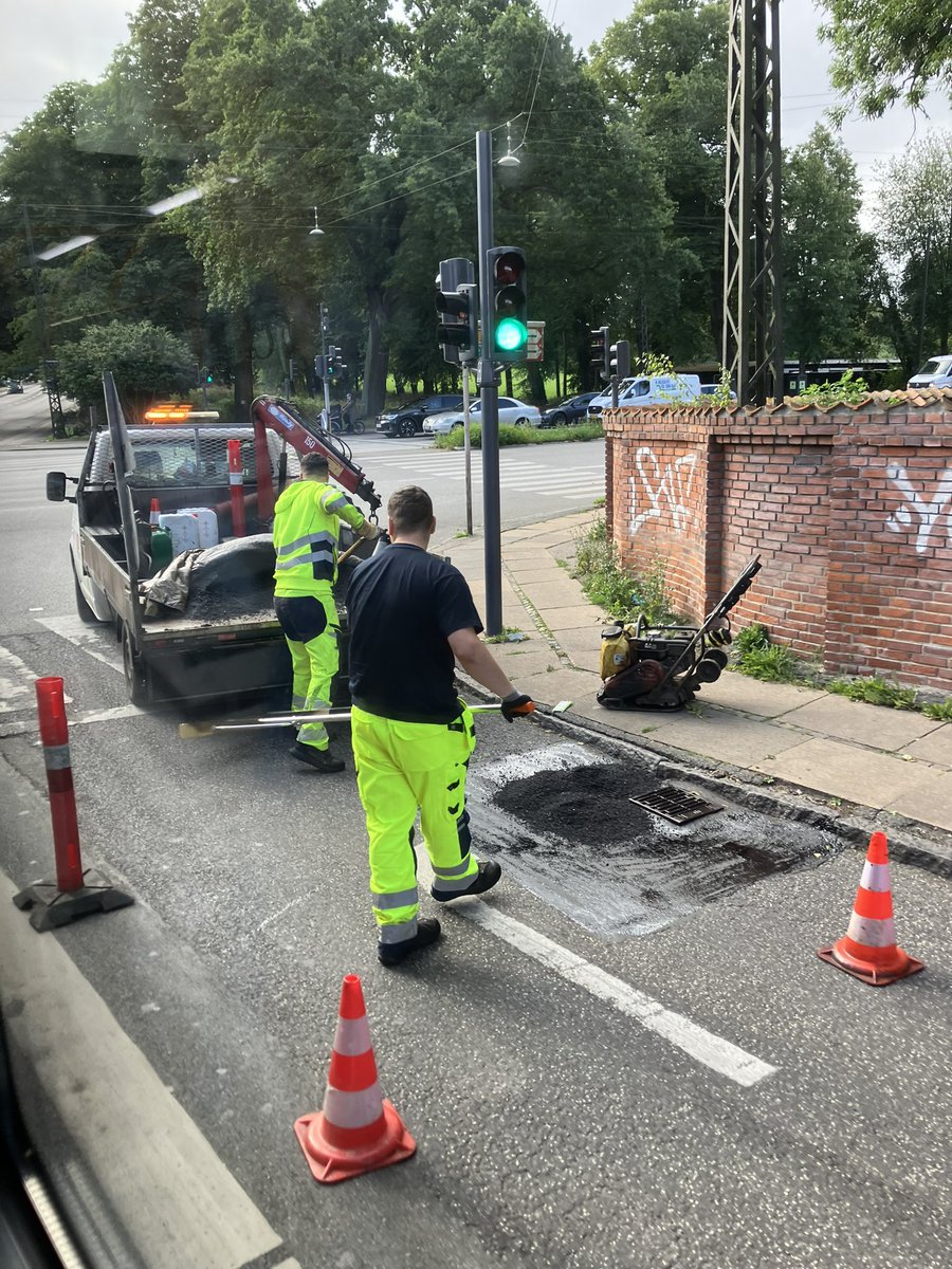 Leny Malacinski tweet media