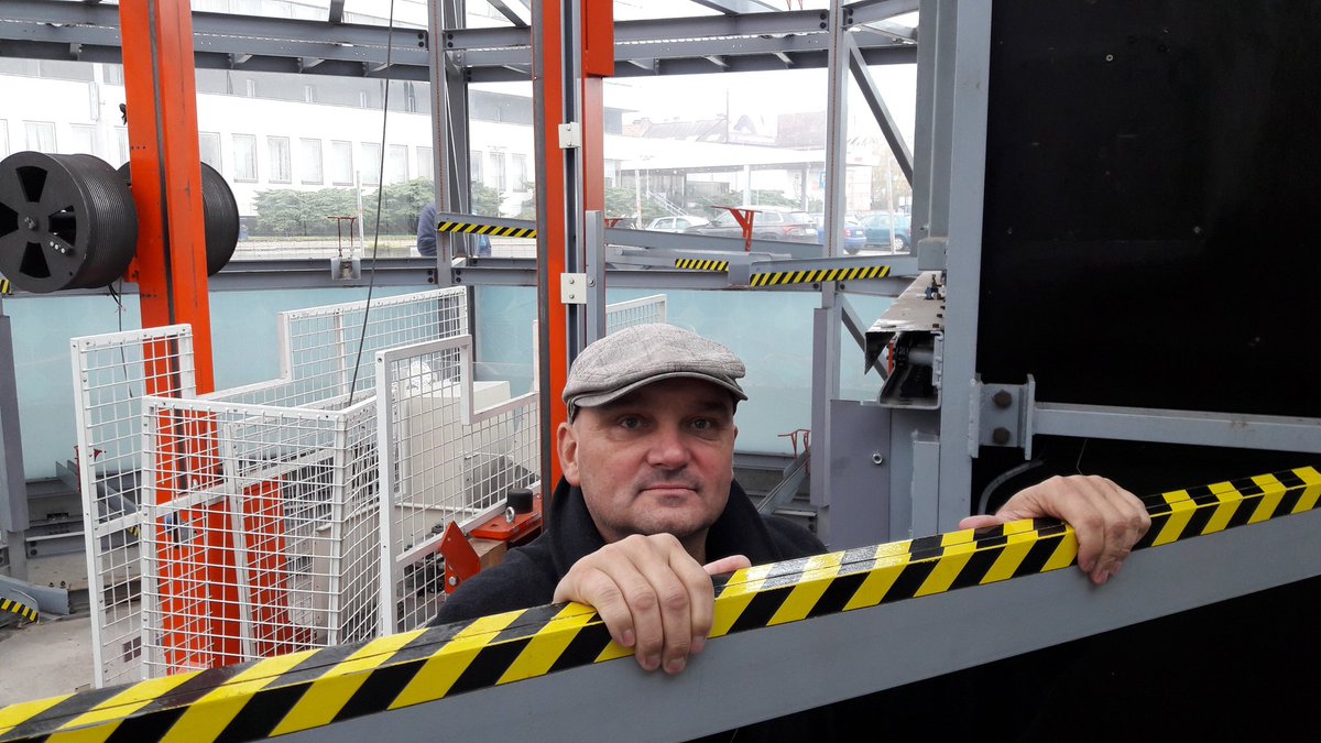 Vlastimil Weiner (@vlastimilweiner) on Twitter photo Město cyklistů=<a href="/hkcity/">Hradec Králové City</a>. I proto se sem vrátí cyklověž na solární energii až pro 120 kol do 26 mil. Kč. Bude u stadionu <a href="/FCHradec/">FC Hradec Králové</a>. Radnice má 2 přihlášky do tendru. Soutěží i domácí Systematica. Ve městě už měla 2 věže, ale obě musela odstranit. Ta u nadraží z r.2013 byla 1. v ČR. Město cyklistů=<a href="/hkcity/">Hradec Králové City</a>. I proto se sem vrátí cyklověž na solární energii až pro 120 kol do 26 mil. Kč. Bude u stadionu <a href="/FCHradec/">FC Hradec Králové</a>. Radnice má 2 přihlášky do tendru. Soutěží i domácí Systematica. Ve městě už měla 2 věže, ale obě musela odstranit. Ta u nadraží z r.2013 byla 1. v ČR.
