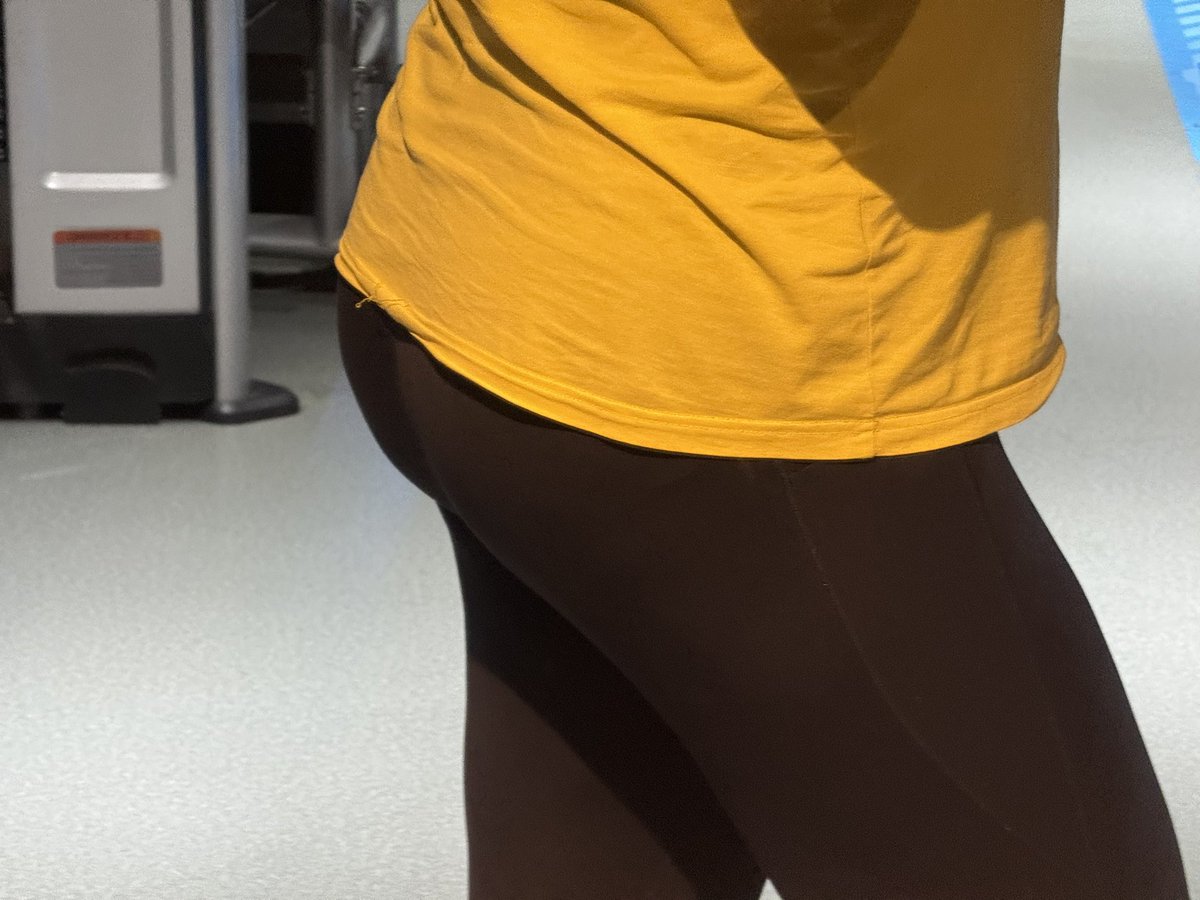 衣服跳线了