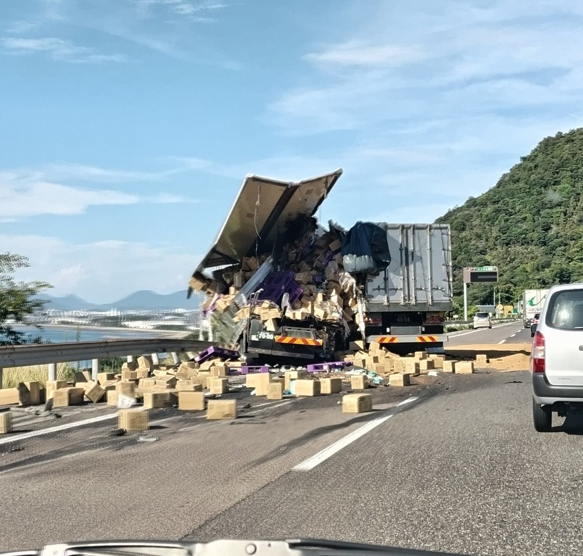 香川県 交通事故 速報 今日