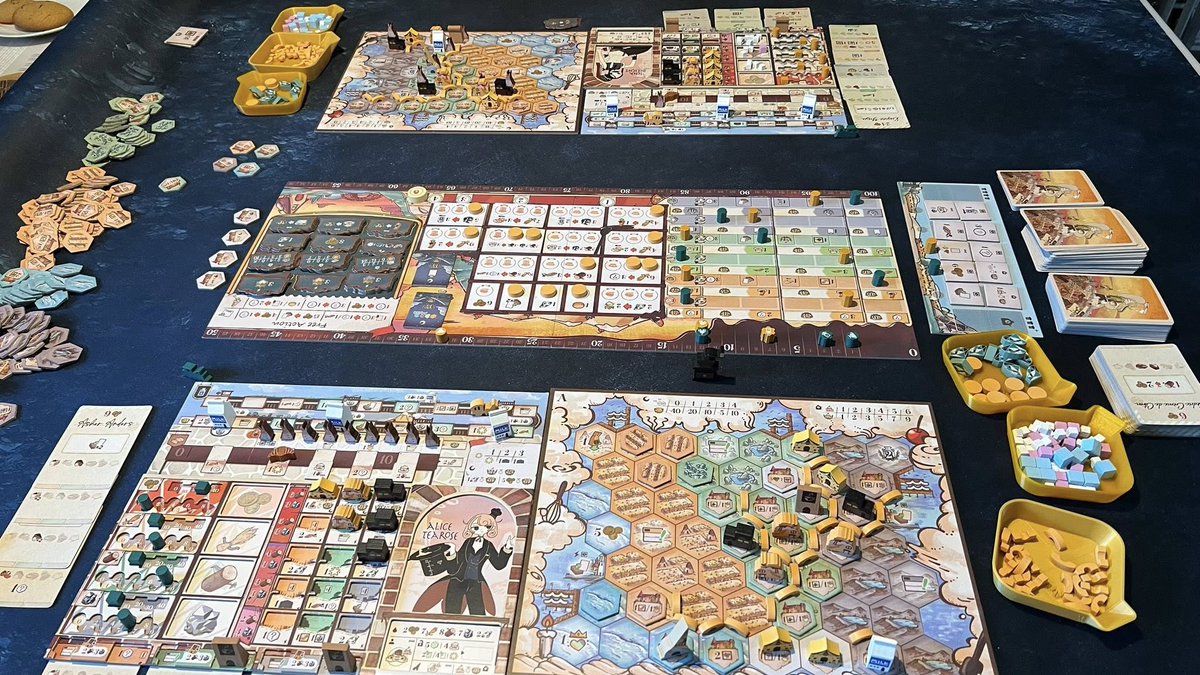 GeekLette.FR 🎲 et BoardGame.FR 📰 (@bloggeeklette) on Twitter photo Sweet Lands, 2 parties à 2 joueurs.
Mécaniques non originales mais clairement solides et l’imbrication des systèmes connus est maîtrisée pour des combos de folies! DA superbe, Lacerda like en mieux, très envie de rejouer !
ludum.fr/gestion-optimi…
#j2s #boardgames <a href="/_pixiegames/">PixieGames</a> Sweet Lands, 2 parties à 2 joueurs.
Mécaniques non originales mais clairement solides et l’imbrication des systèmes connus est maîtrisée pour des combos de folies! DA superbe, Lacerda like en mieux, très envie de rejouer !
ludum.fr/gestion-optimi…
#j2s #boardgames <a href="/_pixiegames/">PixieGames</a>