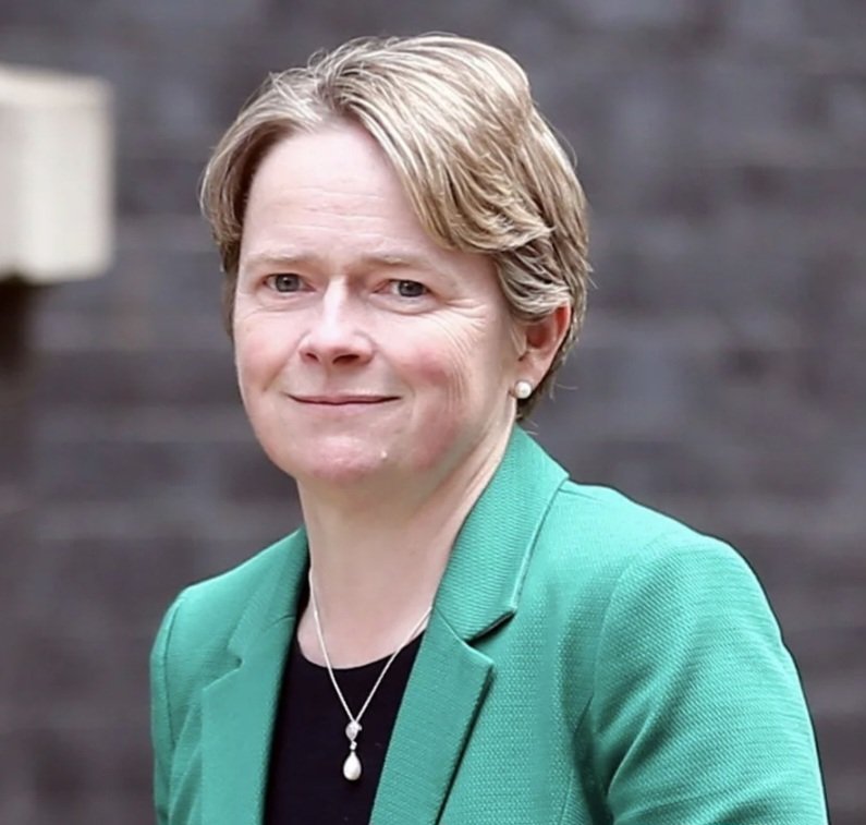 Dear #BBCBreakfast 
Tax rises eh. Here is Galloping buffoon Dido Harding, currently Senior Steward at The Jockeys Club. Would like to hear the excuse she'd no doubt give for spaffing £37 Bn of taxpayers' money on the useless Test and Trace. Any chance of an interview?
cc: #GMB