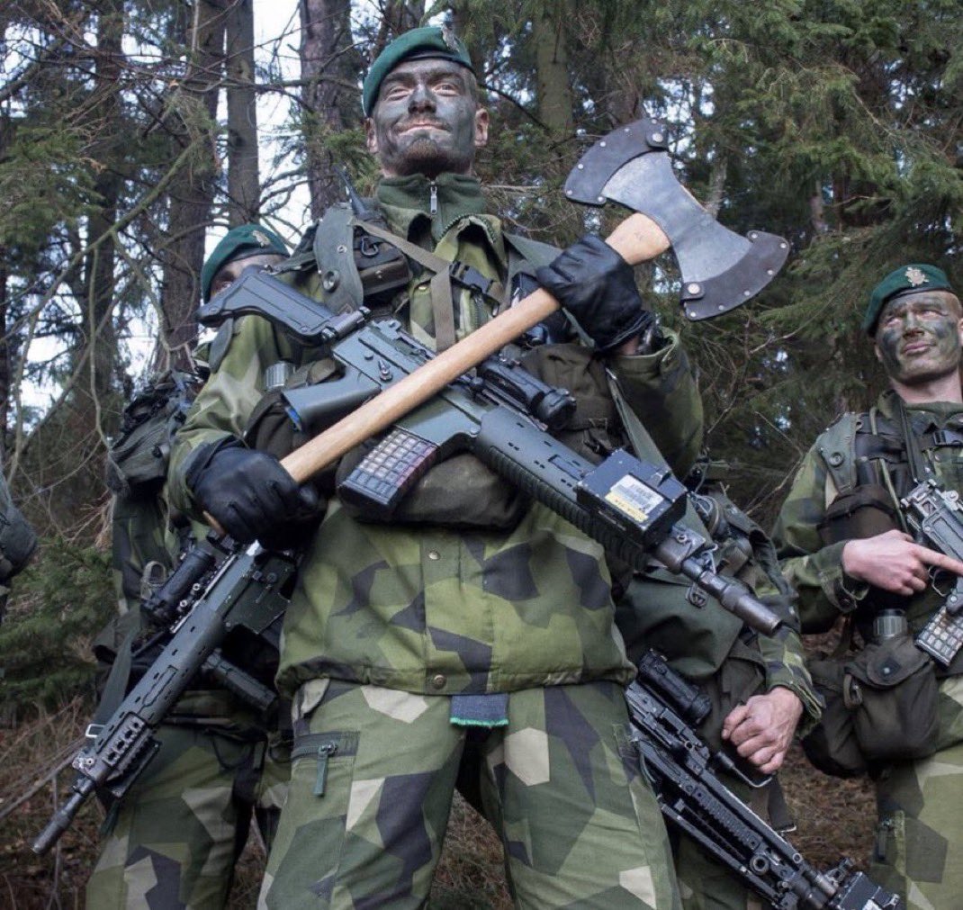 visegrad24's tweet image. BREAKING:

Sweden, Denmark and Norway announce a joint $500 million package to buy weapons from the U.S. for Ukraine, including Patriot air defense missiles

🇸🇪🇩🇰🇳🇴🇺🇸🇺🇦