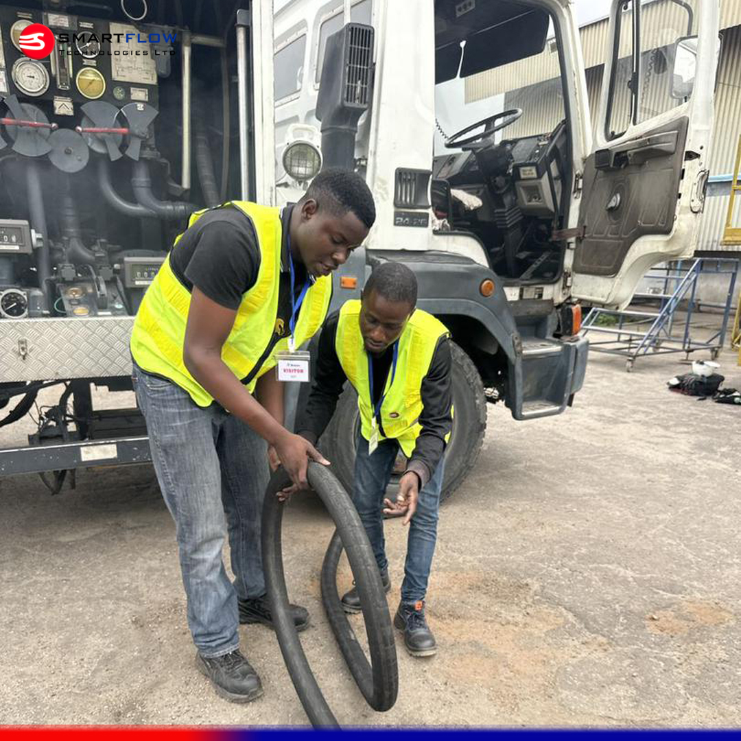 SmartflowTech's tweet image. At Smartflow Technologies, we work behind the scenes to keep your aviation fuel operations running safely and efficiently — from inspecting fuel systems and calibrating flowmeters to offering expert maintenance advice and support.
📩:sales@smartflowtech.com
#SmartflowTech