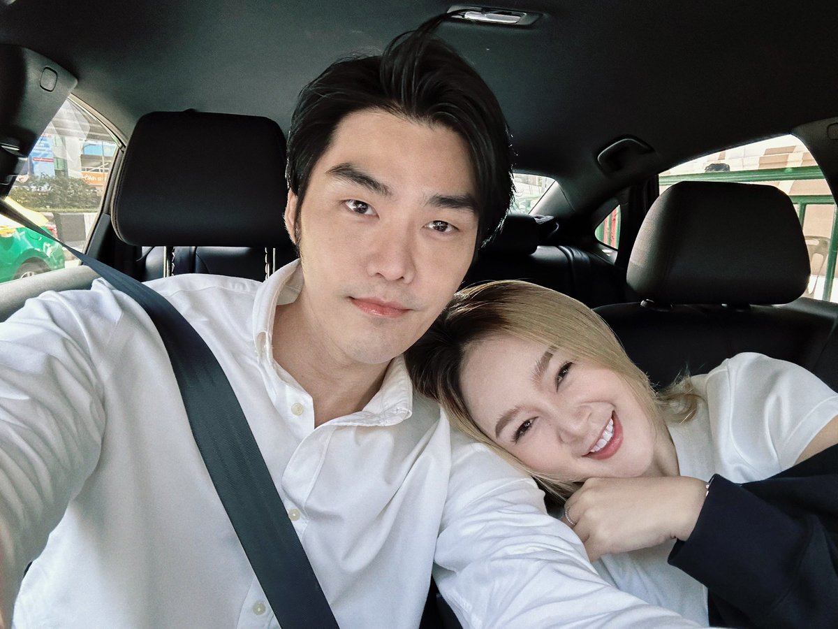 NounaP23's tweet image. Happy Sunterry's day naka 🎂🧡