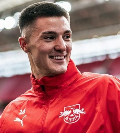 Man United Vibes ๐ด (@manutdvibes) on Twitter photo ๐จ๐ฃ ๐๐๐๐๐๐๐๐: Manchester United closing in on deal to sign Benjamin ล eลกko from RB Leipzig!
Per <a href="/David_Ornstein/">David Ornstein</a>
Seems all but done โ
#MUFC ๐จ๐ฃ ๐๐๐๐๐๐๐๐: Manchester United closing in on deal to sign Benjamin ล eลกko from RB Leipzig!
Per <a href="/David_Ornstein/">David Ornstein</a>
Seems all but done โ
#MUFC
