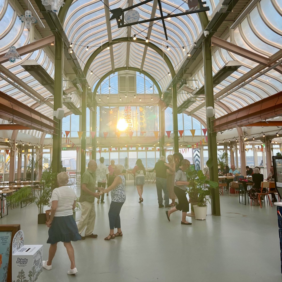 Salsa Night is back TOMORROW at East Point Pavilion! 💃

Step, spin and sway the evening away with experienced instructor Winston Hendrickson of SocaSalsa.

🎟 £7.50pp

👉 eastpointpavilion.com/events/august-…