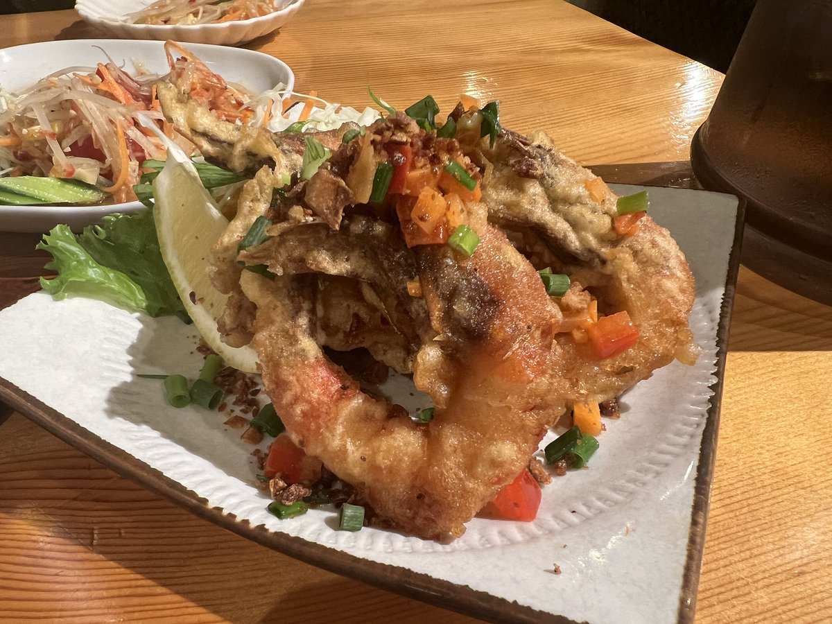haruguro_ri's tweet photo. キンキンに冷えたビールに合うタイ料理 https://t.co/ehcNuIaW7t