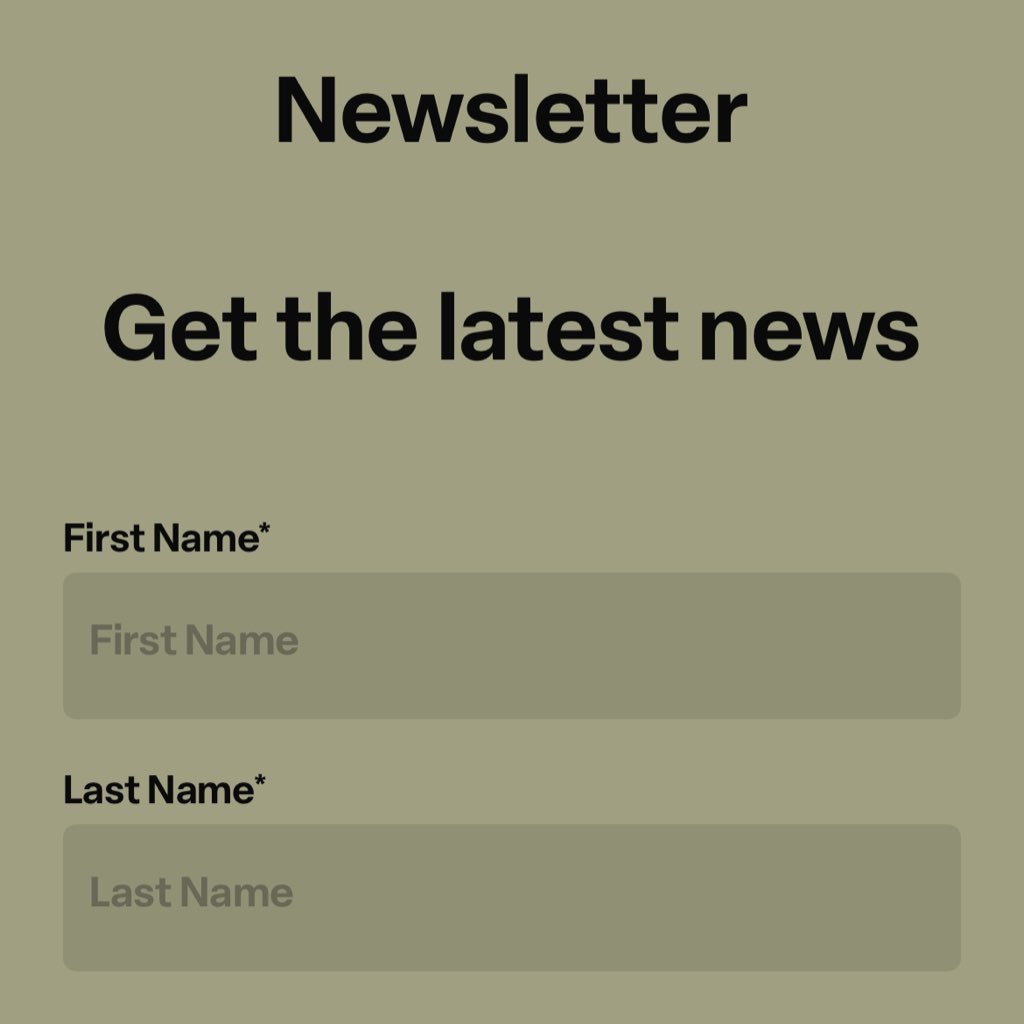 【嬉しいニュース】

Arctic Monkeys(アークティック・モンキーズ)のオフィシャルサイトが更新されました、新たにNewsletterページが設置されバンドから"何らかの"最新情報を受け取ることが可能になるようです。
arcticmonkeys.com