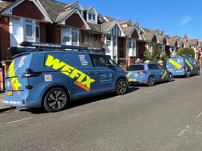 WeFix_London's tweet image. Hello sunshine, goodbye excuses 🌞
Now’s the time to sort those niggling home issues, before they become full-blown dramas.
Plumbing, heating, roofing, electrics, carpentry, we’re ready. Are you? 🛠️
Call now! 📞 0207 889 1111
#WeFixLondon #HomeMaintenance #SortedFast