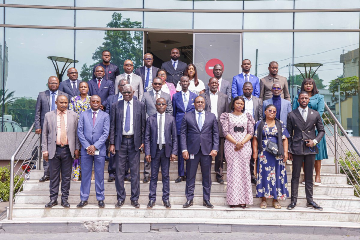 ARPCECongo's tweet image. L’ARPCE et le RAC signent un protocole d’accord pour renforcer la collaboration et améliorer la prise en compte des préoccupations des usagers. 
#ARPCECongo #Consommateurs&quot;
➡️rb.gy/3s7v8x