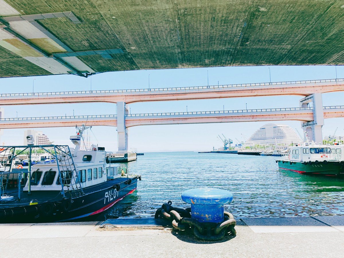 📢お知らせ📢
名義変更後、初となるシングル発表します🏝️
「シャッター」というインディレゲエナンバーです📸
来週水曜日から配信スタート、もう暫しお待ちください😇