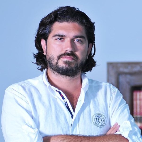 🔴 Rasim Ozan Kütahyalı: 

▪️“Bu ülkede yaşayan ve Türkiyeli kimliğini benimseyen Kürt kardeşlerime, "Türk’üm demen şart" diye dayatmak ırkçılıktır ve insanlık suçudur…

Kürtler, "Ben Türküm" demek zorunda değil.”