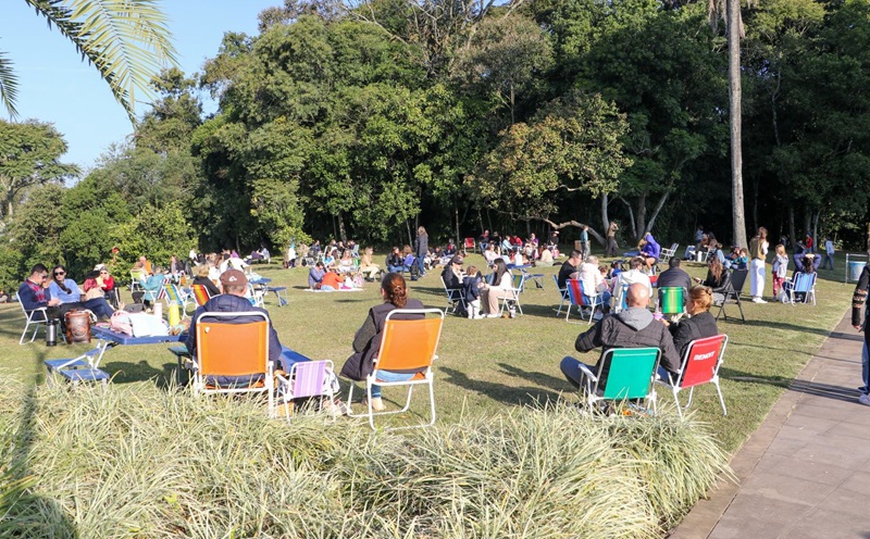Univates promove Gramado Cultural com música, oficina e gastronomia no dia 17 de agosto
 
Evento gratuito acontece das 14h às 18h no campus de Lajeado, com atrações artísticas, feira de artistas e chimarródromo
( portaldecamaqua.com.br/noticias/94952… )