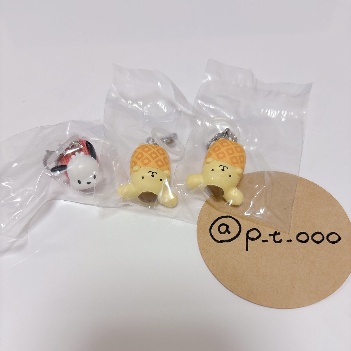 p_t_ooo's tweet image. 【交換】さんりおきゃらくたぁず お手玉めじるしアクセサリー サンリオ チャーム ガチャ ガシャポン

譲▶︎ぽちゃっこ(ポチャッコ)/ぽむぽむぷりん(ポムポムプリン)

求▶︎ころころくりりん(コロコロクリリン)…決まり次第しなもろーる(シナモロール)

池袋手渡しまたは郵送