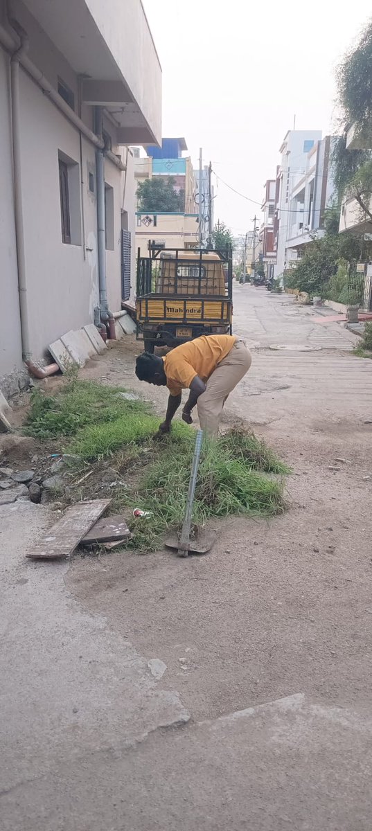 Swachh Siddipet (@mc_siddipet) on Twitter photo రోడ్డుకు ఇరువైపులా మరియు మురికి కాలువ చుట్టూ పిచ్చి మొక్కలను , చీదు తొలగిస్తున్న పారిశుద్ధ్య సిబ్బంది
<a href="/cdmatelangana/">C&DMA</a> <a href="/tksreedevi/">TK Sreedevi</a> <a href="/RoopaMishra77/">Roopa Mishra</a> <a href="/VivekVenkatswam/">Dr Vivek Venkatswamy</a> <a href="/Ponnam_INC/">Ponnam Prabhakar</a> <a href="/BRSHarish/">Harish Rao Thanneeru</a> <a href="/Collector_SDPT/">Collector Siddipet</a> <a href="/AcSiddipet/">AC_Siddipet</a> <a href="/SwachhBharatGov/">Swachh Bharat Urban</a> <a href="/SwachSurvekshan/">Swachh Survekshan</a> రోడ్డుకు ఇరువైపులా మరియు మురికి కాలువ చుట్టూ పిచ్చి మొక్కలను , చీదు తొలగిస్తున్న పారిశుద్ధ్య సిబ్బంది
<a href="/cdmatelangana/">C&DMA</a> <a href="/tksreedevi/">TK Sreedevi</a> <a href="/RoopaMishra77/">Roopa Mishra</a> <a href="/VivekVenkatswam/">Dr Vivek Venkatswamy</a> <a href="/Ponnam_INC/">Ponnam Prabhakar</a> <a href="/BRSHarish/">Harish Rao Thanneeru</a> <a href="/Collector_SDPT/">Collector Siddipet</a> <a href="/AcSiddipet/">AC_Siddipet</a> <a href="/SwachhBharatGov/">Swachh Bharat Urban</a> <a href="/SwachSurvekshan/">Swachh Survekshan</a>