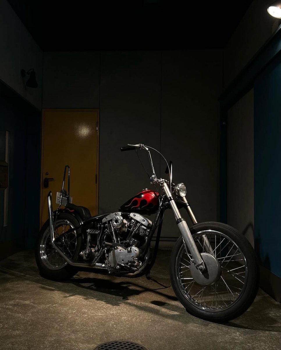 1967 FLH Chop from @_ms97s #slabside #shovelhead #buildsomething #chopitbuilditrideit #choppers #choppershit #shovelheadchop