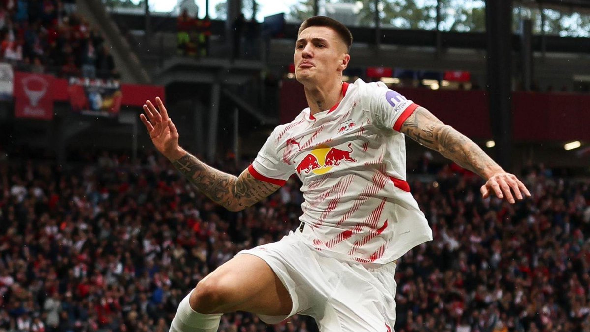 Manchester United optimistic on reaching an agreement in principle with Leipzig for Benjamin Sesko.

€75m+€10m offer meets Leipzig's ballpark valuation, but structure of the deal is still being negotiated. €5m of the add-ons are easily achievable. 

Sesko is waiting for