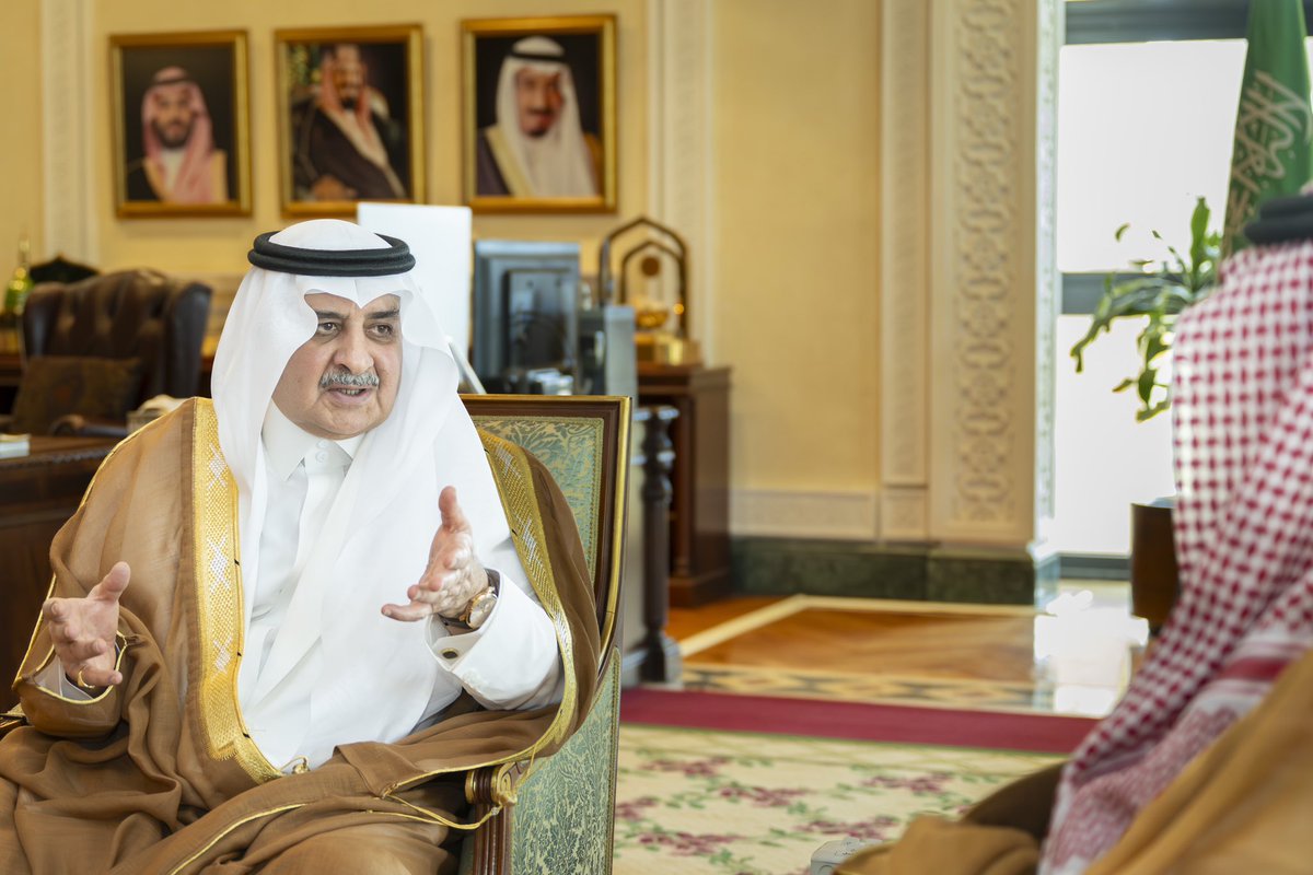 سمو #أمير_منطقة_تبوك الأمير #فهد_بن_سلطان_بن_عبدالعزيز 
يستقبل رئيس جامعة تبوك الأستاذ الدكتور عبدالعزيز بن سالم الغامدي ويطلع على تقرير عن القبول للعام الجامعي 1447هـ