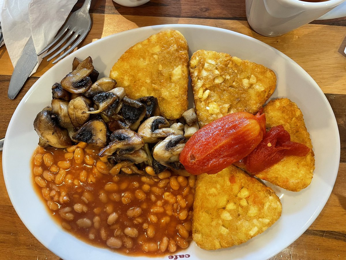 Anna Hughes tweet media