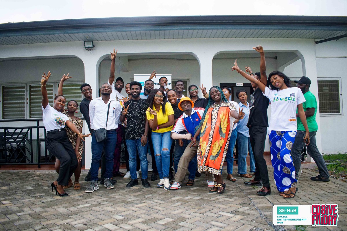 SEHUBGH1's tweet photo. On August 1st, Se Hub brought together artists, designers, photographers, models, artisans, and more under the theme “The Creator Economy.”
From expert panels featuring Felix Aryee, Anita Cudjoe, and Derek Ato Sey, to hands-on workshops and networking
#CreativeFriday  #sehubgh1 https://t.co/Bx9neVv8xj