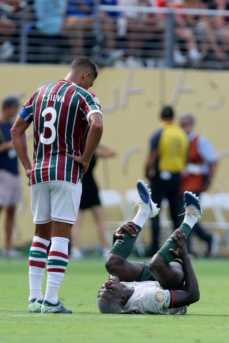 Pharmacology looking at u wasting time at home 🙌🙌