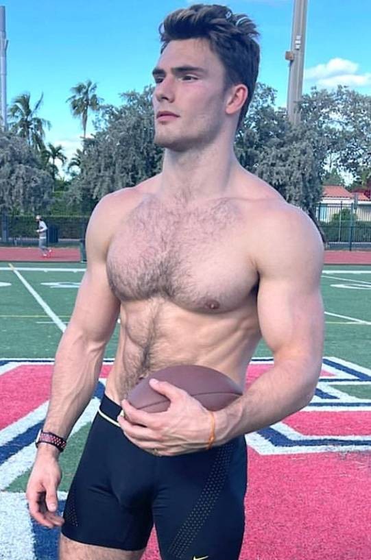 Shakar otasi bilan porno tomosha qilish