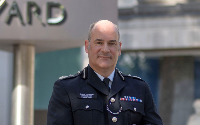 We’re delighted to announce that Stuart Cundy will be joining the force as our new Deputy Chief Constable in October.

Stuart is set to bring a wealth of experience to BTP following his distinguished career in policing.

Read more 👉 spkl.io/6004AJei8