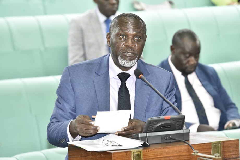 Parliament Watch (@pwatchug) on Twitter photo The Govt Assurance Committee led by <a href="/AbedBwanika/">Abed Bwanika</a> has suggested that a new law be enacted to govern the 10 newly created cities to allow them operate at full capacity. This is after MPs found the cities to be understaffed, underfunded & with less office space.
📸<a href="/Parliament_Ug/">Parliament of Uganda</a> The Govt Assurance Committee led by <a href="/AbedBwanika/">Abed Bwanika</a> has suggested that a new law be enacted to govern the 10 newly created cities to allow them operate at full capacity. This is after MPs found the cities to be understaffed, underfunded & with less office space.
📸<a href="/Parliament_Ug/">Parliament of Uganda</a>