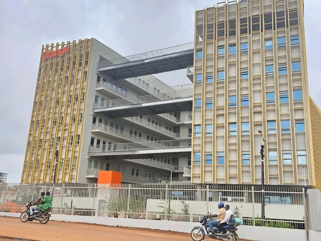 Le siège d'Orange Guinée sera bientôt opérationnel 🇬🇳