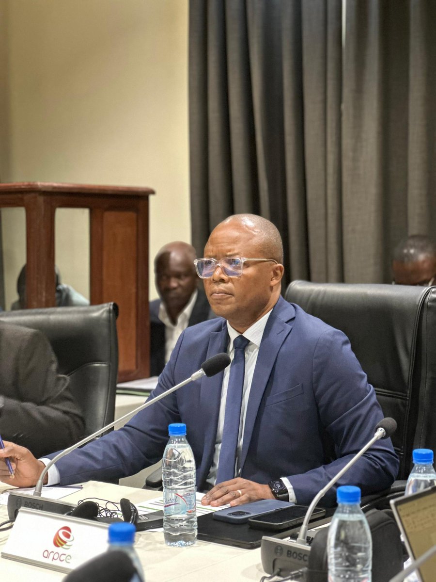 ARPCECongo's tweet image. L’ARPCE 🇨🇬 et l’INACOM 🇦🇴 ont tenu à Pointe-Noire une réunion technique en vue d’un accord de coordination des fréquences aux frontières.
Objectif : harmoniser l’usage du spectre et garantir une connectivité optimale aux usagers des deux pays.
#ARPCECongo #Frequences