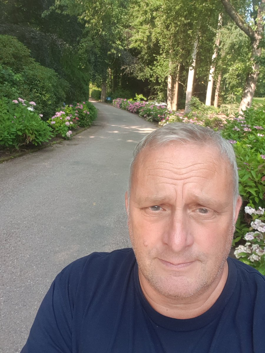 Back at the Hodnet Hall Gardens today..beautiful sunny day. Warm.. 
Have a lovely day my amazing followers ❤