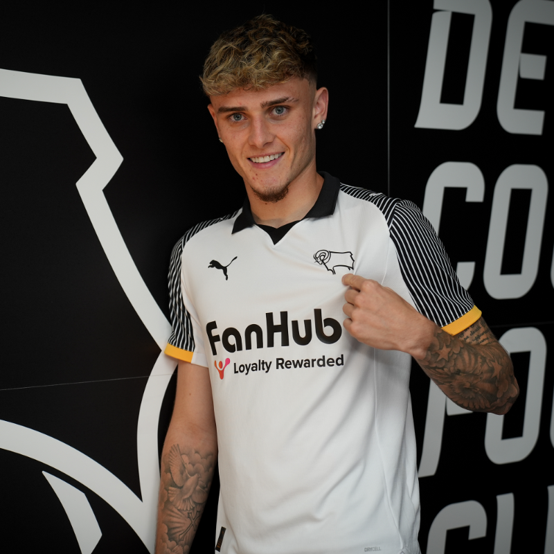 dcfcofficial's tweet photo. 🔴 Liverpool
⚪ Red Bull Salzburg
🐏 Derby County 🆕

The story of @BobbyLClark10 so far. 🎞️
