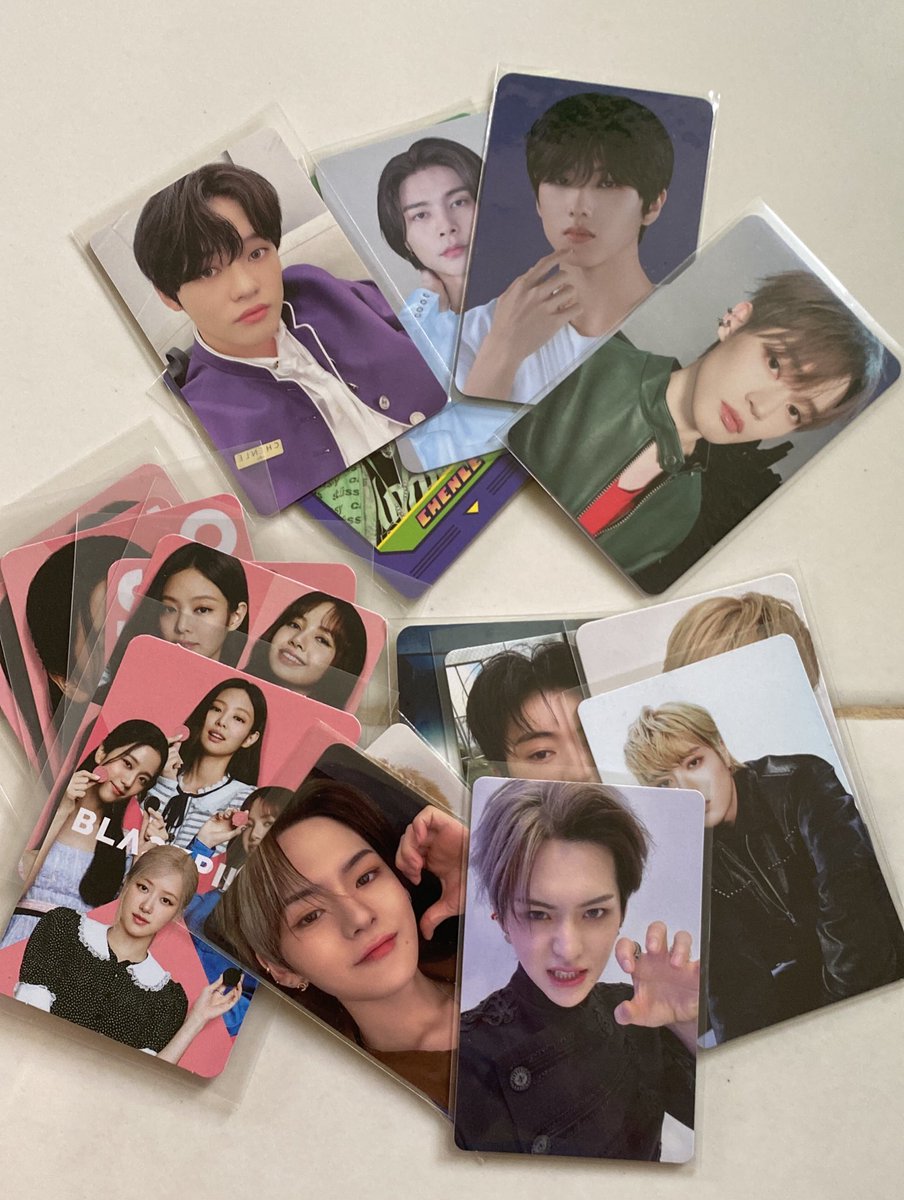 yshisaaaruru's tweet image. ini kalo misal aku kasih free bayar pack+adm oren aja ada yang mau gak ya😭😭😭
soalnya aku gak collect pc sih…