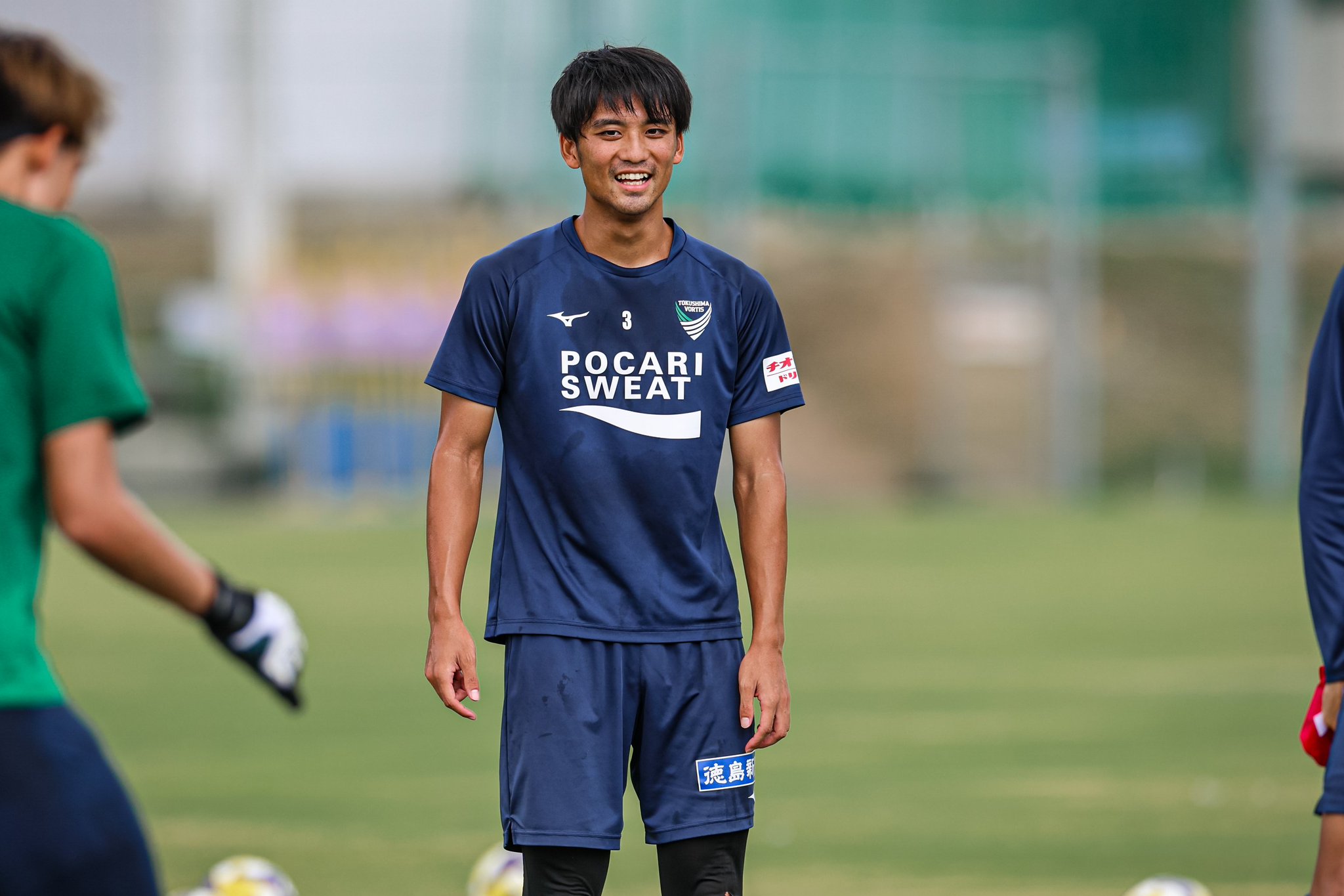 徳島ヴォルティス　選手用　トレーニングジャケット 徳島ヴォルティス 公式 on X: 