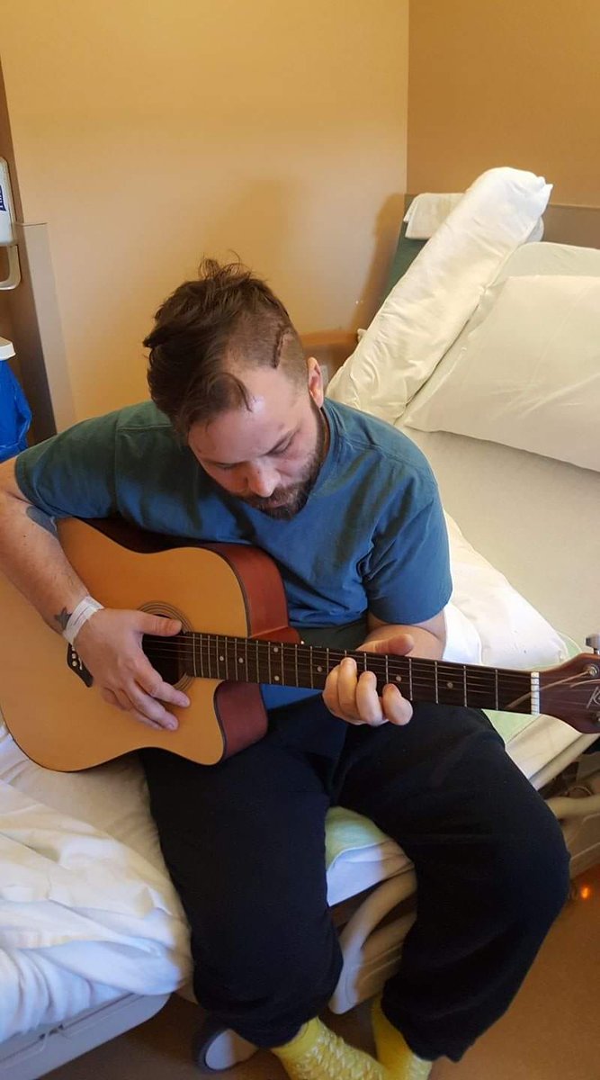 Hey, everyone! I'm the guest on CONQUERORS CREW today. 😎

I'm being interviewed about my stroke and the journey I went through. 😨

I'm not going to lie, I'm nervous asf... 😳

Would you like to listen to it? 🤔

If you want to, follow <a href="/Crashmetax/">Crash</a>, <a href="/tROCKMetaX/">tROCK</a>, @coconutmetax,