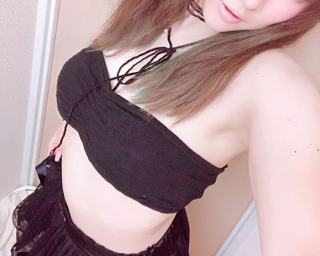 sdpypcxsskzc's tweet image. 溜まってんなら、とりあえずココ使っとけ(・o・♪ 笑えるくらいエロ可愛い子ばっかだからｗｗｗ ⇒ tinyurl.com/2p959d2y 無料体験あるし、とりあえず試せば？♡