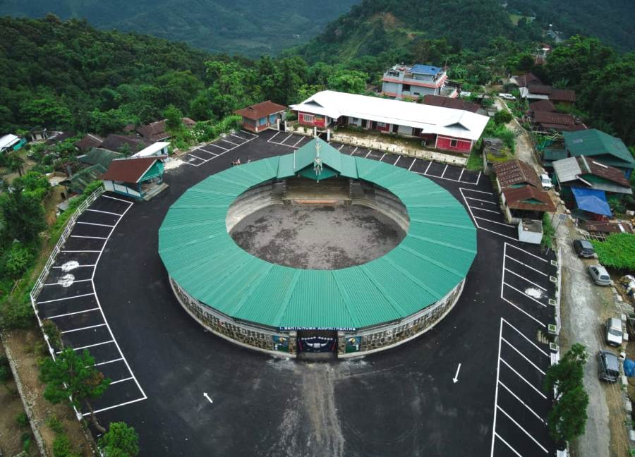Chief Minister Neiphiu Rio inaugurates T Sentichuba amphitheatre in Mongsenyimti; a fitting tribute to the late T Sentichuba, a dynamic leader known for his contributions to sports, student activism, and public service
easternmirrornagaland.com/chief-minister…