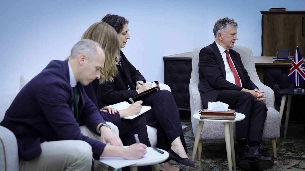 The #Minister of #Defense, Major General Eng. Marhaf Abu Qasra, received the #UK National Security Adviser, Mr. Jonathan Powell, and his accompanying delegation at his office in #Damascus.

The meeting focused on exploring ways to strengthen bilateral relations in a manner that