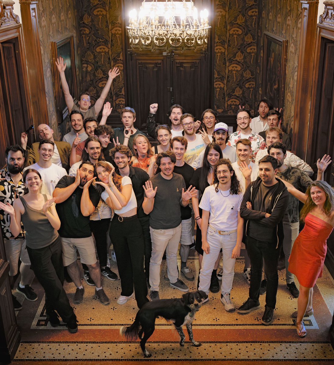 Genki_JPN's tweet image. Expedition 33&apos;s team composition at the peak of development! #Expedition33

• Programmers: 4
• Background Artists: 5
• Character Artists: 3
• Game Design: 3
• Cinematics: 6
• Battle Animation: 8 (outsourced to Korean freelancers)
• Audio: 4

gamemakers.jp/article/2025_0…