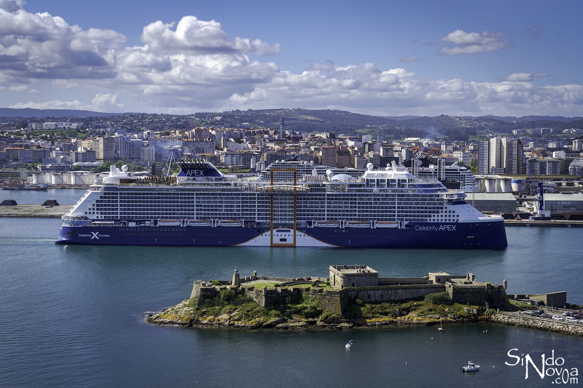 Sindo Novoa (@sindonovoa) on Twitter photo El crucero Celebrity APEX volvió a visitar el Puerto de #ACoruña El crucero Celebrity APEX volvió a visitar el Puerto de #ACoruña