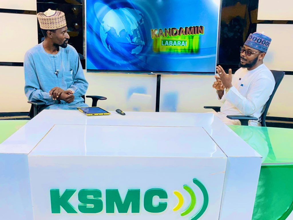 As an Obidient, I can brag and beat my chest that NOBODY is paying me anything for doing what I am doing.

Nobody has ever given me anything to support <a href="/PeterObi/">Peter Obi</a>.

In fact, I am using my personal resources to carry out several activities.

Let the APC supporters brag too, I want