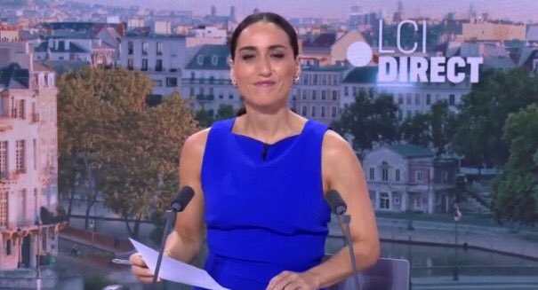 MBellesLettres's tweet image. Pour évoquer l’actualité nationale cet après-midi sur @LCI, une journaliste à la classe internationale: @jeannebarontv.
C’est le 15/18 sur #La15.