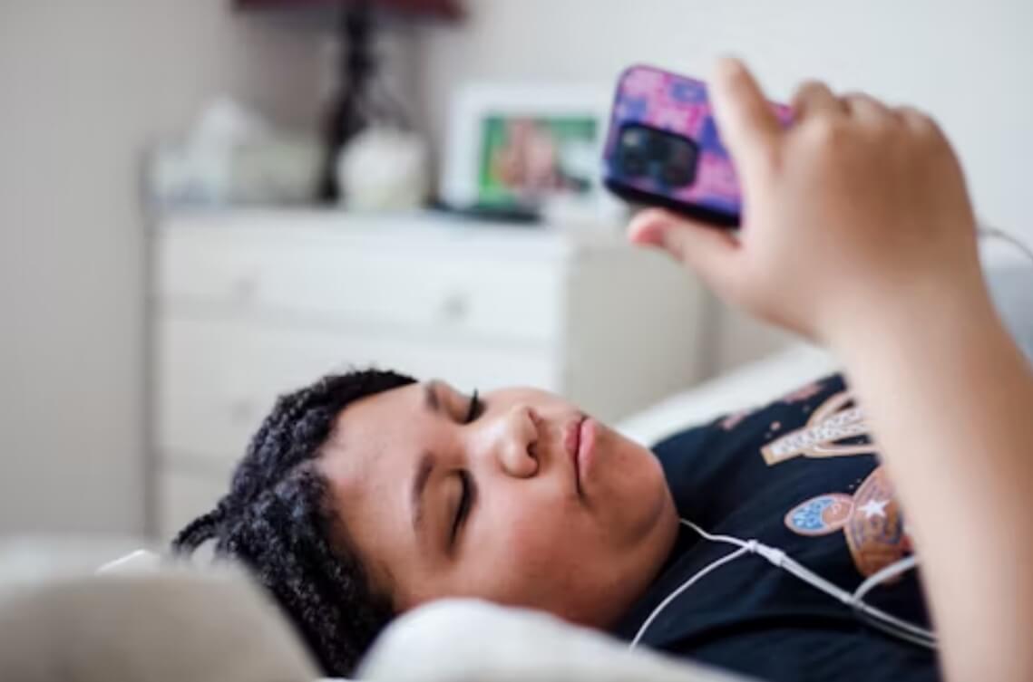 Digital Distractions and Dental Health: A Growing Concern
dentagama.com/news/digital-d…