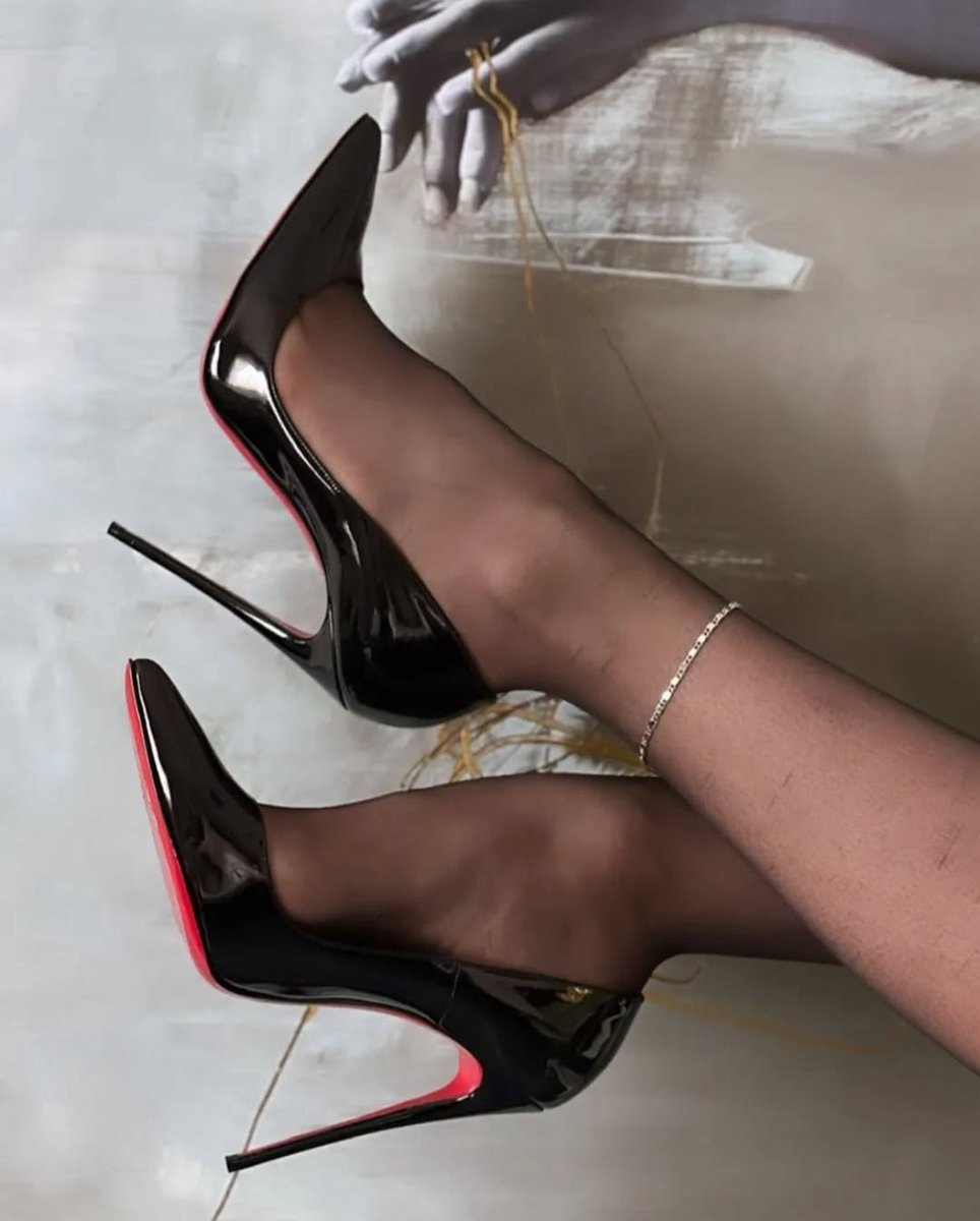 Stunning Louboutin SoKate ✨❤️
